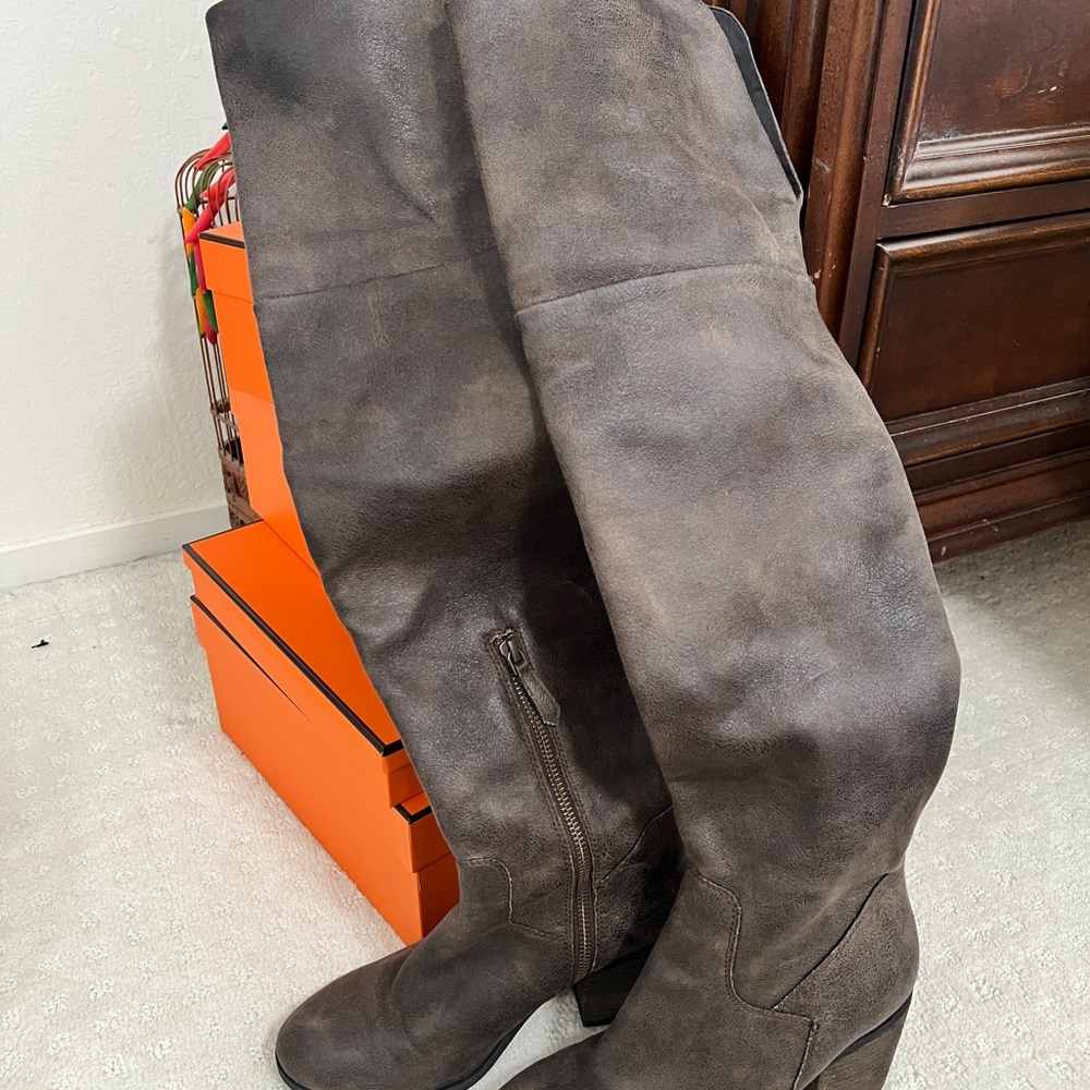 Hinge Chocolate Over the Knee Boots